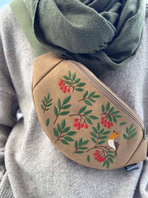 nerka - rudzik w jarzębinie