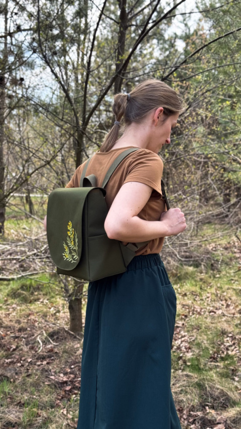 plecak zielony - mimozy