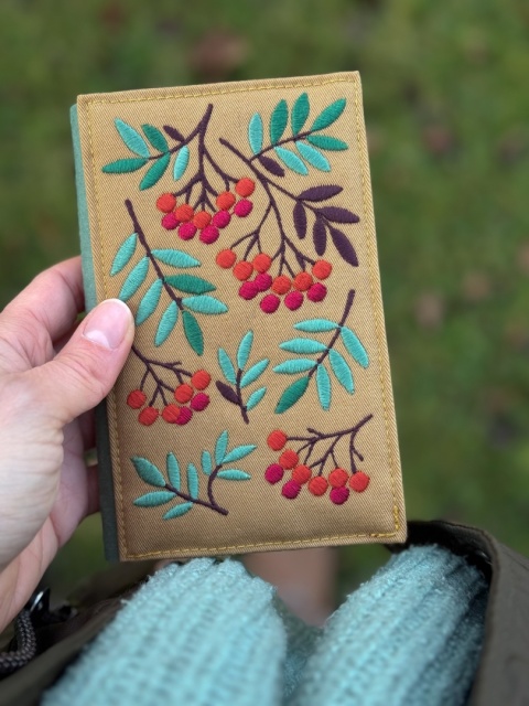 portfel - jarzębina na szałwii