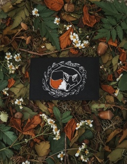 portfel - śpiący lis