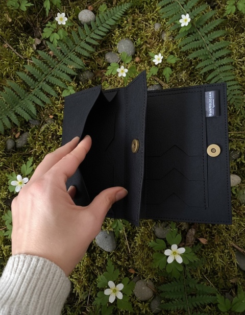 portfel - śpiący lis